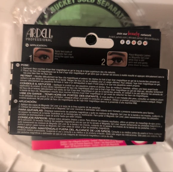 Ardell Professional Magnetic Lashes with Black Accents-110 - Picture 2 of 2